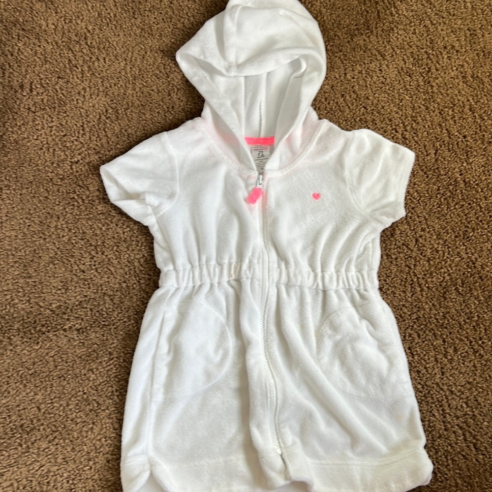 2/$20 little girls wearable towel 2T